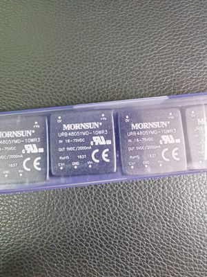 Convertisseur DC-DC URB4805YMD-10WR3 5V 10W 4:1 Entrée Large (9-36V) 94% Efficacité SIP-7 -40°C à +85°C
