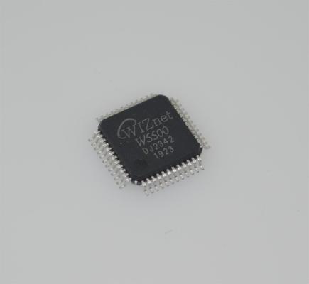 Puce TCP/IP câblée W5500 Interface SPI 10/100 Mbps Ethernet Tampon 32 Ko 3,3 V -40 °C à +85 °C
