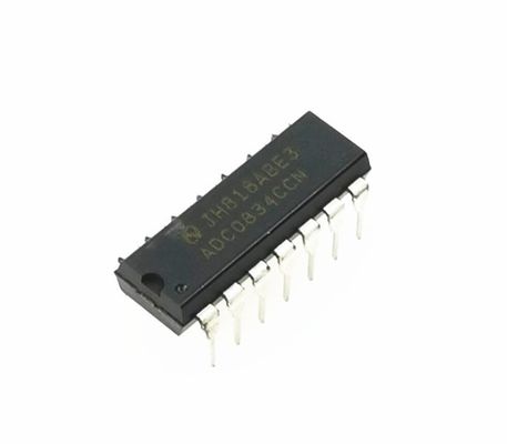 ADC0834CCN 8 bits ADC 4 canaux entrée 5V alimentation en série I/O faible puissance de 0°C à +70°C Interface MCU facile Solution rentable