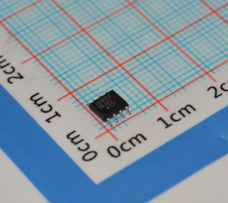 ADM3491ARZ 3.3V RS-485/RS-422 Émetteur-récepteur ±15kV Protection ESD 16Mbps Débit de données 1/8 Unité de charge (256 nœuds) Faible puissance 300μA et fonctionnement en double complet