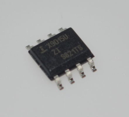 X9015US8IZ 100-Tap Simple XDCP™ avec Interface SPI Mémoire Non Volatile and Rappel de Mise sous Tension Fonctionnement 2.7V-5.5V ±20% Tolérance R 35kΩ R-Tempco pour une Performance Stable