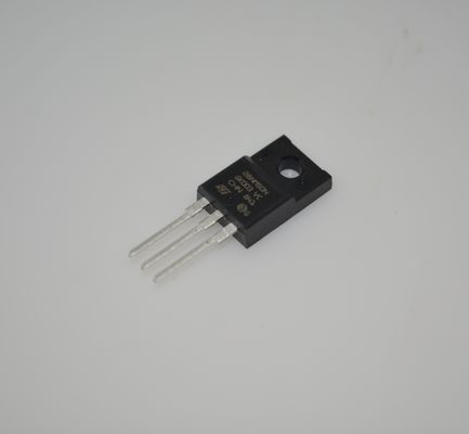 STF28NM50N MOSFET de puissance 500V/28A, faible résistance 0,135Ω Rds(on), commutation rapide, robuste en avalanche, mode éco, faible charge de grille, boîtier TO-220FP, certifié RoHS pour alimentations à découpage et entraînements de moteurs