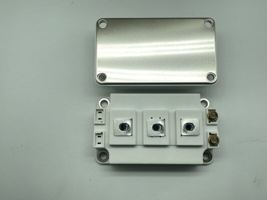 Module IGBT SKM400GB12E4 1200V 400A Faible Vce(sat) Grande Robustesse aux Courts-Circuits Faibles Pertes de Commutation Haute Isolation Qualité Industrielle Pour Entraînements de Moteurs et Onduleurs Industriels