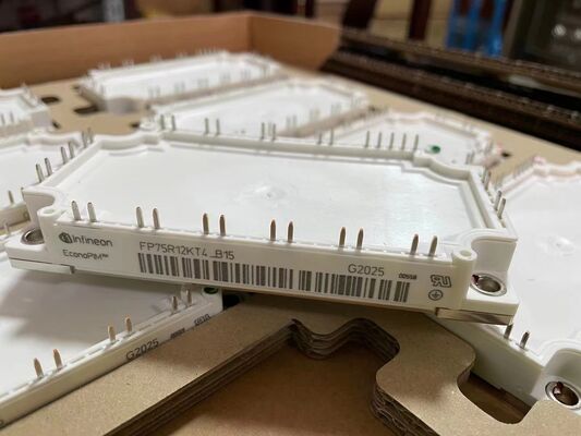 FP75R12KT4 B15 1200V 75A PIM IGBT Module TRENCHSTOP™ IGBT4 Faible perte de commutation Redresseur et frein intégrés Plaque de base en cuivre NTC Haute fréquence de commutation Pour variateurs de moteurs