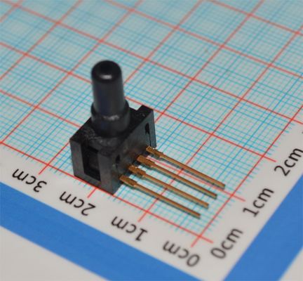 Connecteur RF 26PCFFA6G 6 GHz SMA Femelle 50Ω Impédance Plaqué Or -65°C à +165°C Indice de protection IP67