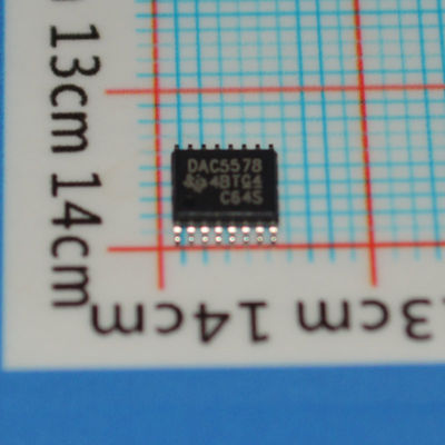 DAC5578SPWR 8-Ch 8-bit DAC I2C Interface 2,7 à 5,5 V, faible puissance 0,4 mA, ± 1 LSB INL TSSOP-16 -40°C à +105°C