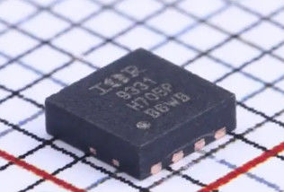 IRFHM9331TRPBF 30V MOSFET double N+P 5,3A/3,7A 0,045Ω/0,075Ω Rds(on) DFN-10 175°C AEC-Q101