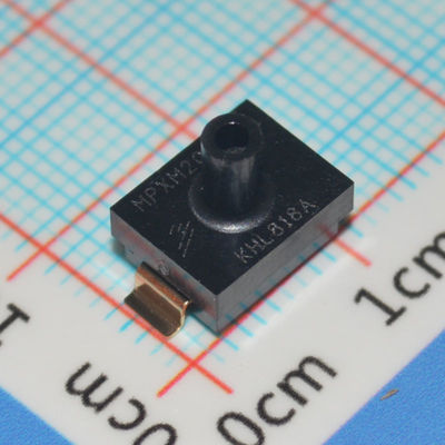 MPXM2010GS 10kPa Capteur de pression 0-40mV Sortie ±1,5% Précision SOP-6 3-6V Apport -40°C à +125°C Résistant aux médias