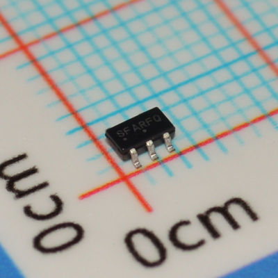 NCP301LSN27T1G 2.7V 150mA LDO, ±2% de précision Ultra-faible 45μA IQ, Bruit 0.5μVRMS SOT-23-5 Thin TSOT-23-5 -40°C à +125°C