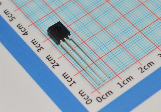 P34836 Amplificateur de puissance RF 5G NR Alimentation 3.3-5V Gain 28dB 30-6000MHz QFN-16 +105°C Fonctionnement Contrôle de polarisation intégré