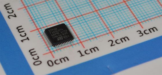 STM32F103CBT6 72MHz Cortex-M3 MCU 128KB Flash 20KB RAM 2x12 bits ADC 3xUSART USB/CAN LQFP-48 2.0-3.6V -40°C à +85°C Performance de qualité industrielle