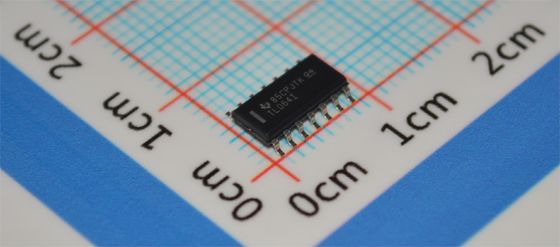 TL064IDR Amplificateur opérationnel JFET quad à faible bruit, bande passante 1 MHz, alimentation ±18 V, polarisation d'entrée 5 pA, décalage 10 mV, SOIC-14, -40°C à +125°C, qualité industrielle