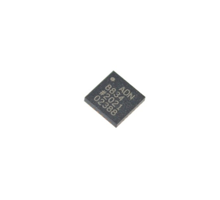ADN8834ACPZ-R7 Contrôleur TEC 3A ±2,5°C Stabilité Alimentation 2,7-5,5V Interface I2C LFCSP-32 -40°C à +85°C