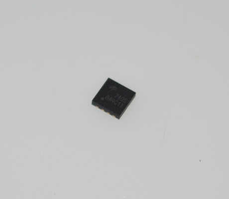 AON7405 30V MOSFET N-Channel 9,5mΩ Rds ((on) 60A Continu DFN5x6-8L -55°C à +175°C AEC-Q101 Qualifié