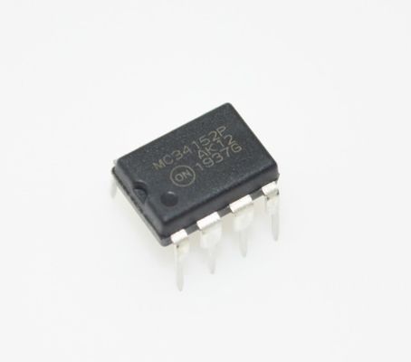 MC34152PG Double Driver MOSFET 1,5A Courant de crête Alimentation 12V-18V 50ns Montée/Descente DIP-8 -40°C à +85°C