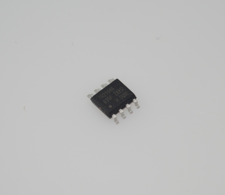 IR2104STRPBF Pilote de demi-pont haute tension avec capacité de 600V Sortie 200mA Commutation rapide Faible courant de repos Boîtier SOIC-8 robuste et protection UVLO