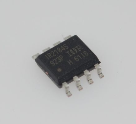 IR2184STRPBF Pilote côté haut/bas 600V 1,9A crête Sortie rapide Protection UVLO Boîtier SOIC-8 compact pour entraînements de moteurs et onduleurs
