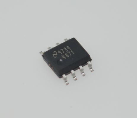 LM4871MX Amplificateur audio mono 3W avec fonctionnement basse tension 2,7V-5,5V Faible courant de repos, mode arrêt Protection thermique Immunité améliorée au bruit RF et boîtier SOIC peu encombrant