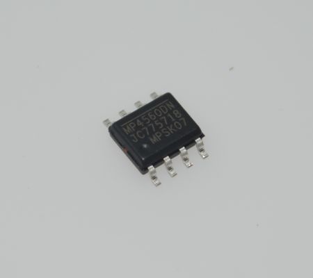 MP4560DN-LF Convertisseur abaisseur à haut rendement 60V 5A avec entrée large 4.5-60V, sortie à fréquence réglable 500kHz, protection contre les surintensités, arrêt thermique et boîtier DFN compact