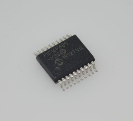 PIC16F685-I/SS 8-bit Flash MCU 20MHz Vitesse 3,5KB Mémoire 256B EEPROM 12x10-bit ADC 25 broches d'entrée/sortie large 2.0-5.5V Plage industrielle -40°C à +85°C SSOP-20 Paquet pour commande intégrée
