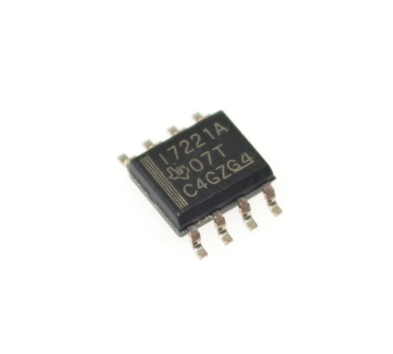 Isolateur numérique ISO7221ADR 1 canal 150 Mbps Isolation haute vitesse 3kVrms 3,1 ns Retard 2,7-5,5 V Voltage large -40 °C à +125 °C SOIC-8 Package