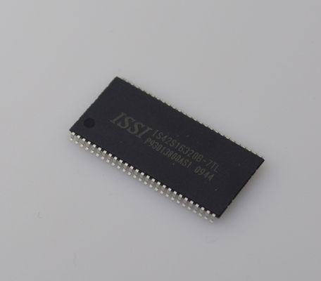 IS42S16320B-7TL SDRAM 64 Mb Densité 166MHz Vitesse 3.3V Opération 16Mx16 Organisation LVTTL Interface Température industrielle (-40°C ~ 85°C) Package TSOP-II compact Haute fiabilité