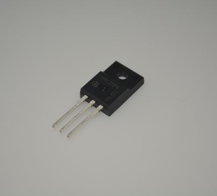 IPA60R125P6 600V/125A MOSFET 60mΩ RDS ((on) TO-247 Package Commutation rapide Haute efficacité de qualité automobile Performance thermique robuste - Idéal pour les moteurs et les onduleurs