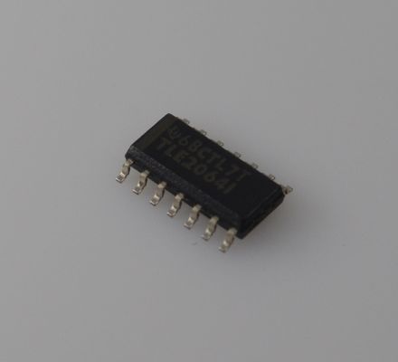 TLE2064IDR Quad de précision JFET-Input Op-Amp avec bande passante de 10 MHz 45V/μs Taux de glissement Bruit faible (16nV/√Hz) ±2V à ±20V Apport EMI durci et de qualité automobile pour le conditionnement du signal à grande vitesse