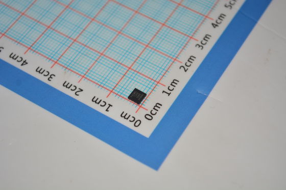 ATTINY24A-MUR Microcontrôleur AVR 8 bits avec 2KB Flash 12MHz Vitesse 128B EEPROM 12 broches d'entrée/sortie 1,8V-5,5V Opération de -40°C à +85°C and Ultra-faible puissance pour les conceptions compactes