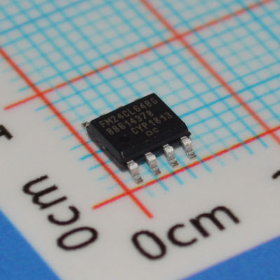 FM24CL64B-GTR 64Kb F-RAM I2C avec 100 000 milliards de cycles d'écriture, temps d'accès de 150 ns, vitesse de 1 MHz, fonctionnement de 2,7-3,6 V, température industrielle et boîtier TSSOP 8 broches
