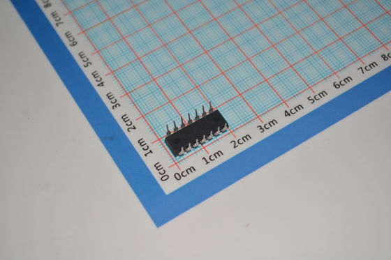IR2110PBF High/Low Side Driver with 600V Rating 2.5A Peak Output 10V-20V Supply 120ns Switching UVLO Protection & Compact PDIP Package