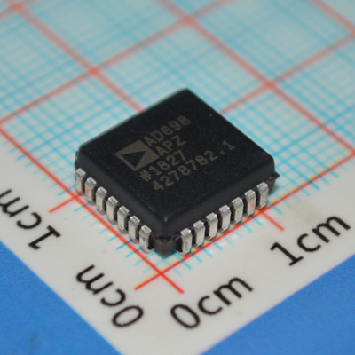 AD698APZ Conditionnaire de signal LVDT ±12V à ±15V Opération 20kHz Largeur de bande 0,25% Liniérité Apport unique/double Plage de température industrielle pour la détection de position et la commande de mouvement