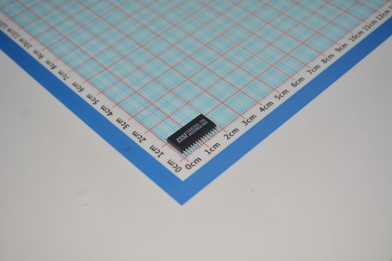 IS62C256-70U SRAM haute vitesse 32Kx8, temps d'accès 70ns, faible consommation, CMOS 5V, plage de température industrielle, compatible TTL, rétention de données fiable, facile à utiliser, boîtier 28 broches