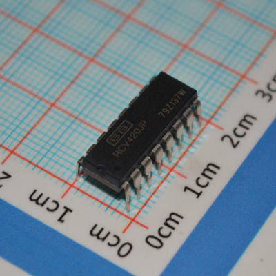 Récepteur RCV420JP de précision alimenté en boucle 4-20mA avec sortie de tension de précision 0,1% Référence intégrée Ultra-faible dérive et bruit pour systèmes industriels robustes