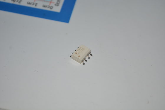 TLP350H Directeur de porte IGBT/MOSFET à grande vitesse de 1 Mbps avec sortie de 0,7A/0,5A 15 kV/μs Immunité 5mA seuil d'isolation 5000Vrms CMOS-compatible dans le paquet SO6 compact