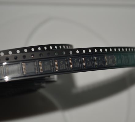 TPS26600PWPR eFuse 42V/3A avec Ultra-faible IQ ±1.5% Seuil OVP Limite de courant réglable Power Good Protection contre l'inversion de polarité et Protection Entrée/Sortie