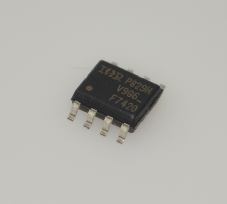 IRF7420TRPBF à canal double N+P, ±5,3A, 20V, SOIC-8, 0,045Ω Rds(on), niveau logique 1,8V, commutation rapide, haute efficacité, gestion de l'alimentation, conception peu encombrante