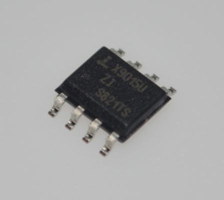 X9015US8IZ 100-Tap Simple XDCP™ avec Interface SPI Mémoire Non Volatile and Rappel de Mise sous Tension Fonctionnement 2.7V-5.5V ±20% Tolérance R 35kΩ R-Tempco pour une Performance Stable