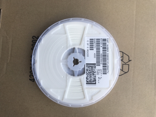 C0603C101J5GACTU 100pF 50V C0G/NP0 Condensateur céramique 0603 5% de tolérance Haute stabilité ESR ultra-faible et emballage sur bande et bobine pour circuits haute fréquence