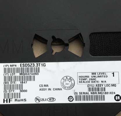 ESD5Z3.3T1G 3.3V Serrage SOD-523 Package <1pF Capacité bidirectionnelle IEC 61000-4-2 Niveau 4 (30kV), protection ESD Défense de ligne de données à grande vitesse Idéal pour les appareils électroniques portables