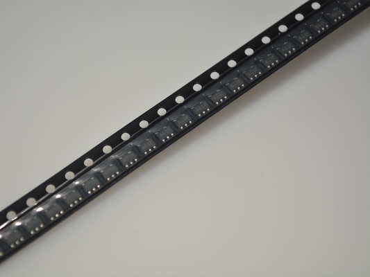 AP2112K-3.3TRG1 3.3V 600mA LDO Ultra-faible échec élevé PSRR faible bruit permettant un contrôle rapide Transient Compact SOT-23 pour les conceptions sensibles à l'alimentation