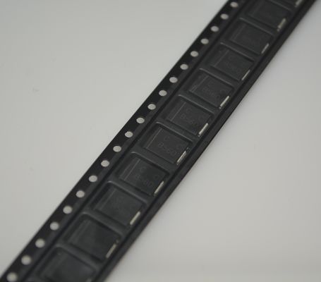 CDBC560-G 560Ω@100MHz Mode commun Étouffement à courant élevé Plage de température large Basse DCR Excellente suppression EMI Conforme à la norme RoHS Conception compacte Protection de l'alimentation et des lignes de données