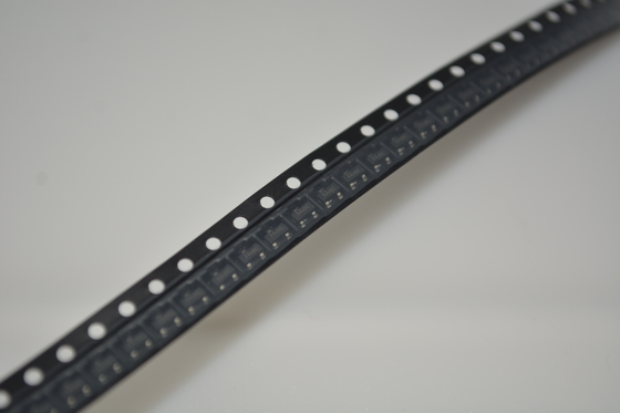 SI2304DS, MOSFET N-Channel 20V 3.7A avec RDS(on) Ultra-Bas de 45mΩ, boîtier SOT-23, Gestion d'Alimentation et Commande de Porte de Niveau Logique à Hautes Performances et Efficacité Améliorée pour les Conceptions à Espace Restreint