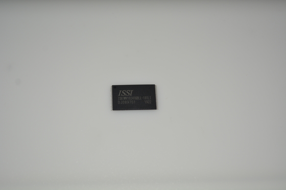 IS61WV102416BLL-10TLI 1Mx16 SRAM haute vitesse 10ns 3.3V Fonctionnement Basse consommation Température industrielle (-40°C à +85°C) Boîtier BGA 48 billes Fonctionnement asynchrone Haute fiabilité Rétention des données