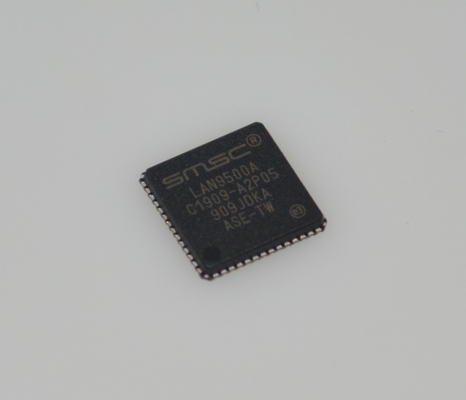 LAN9500A-ABZJ Contrôleur Ethernet avancé USB 2.0 à 10/100 avec haute vitesse 480 Mbps Intégré MAC / PHY et EEPROM Ultra-faible puissance Température industrielle ESD robuste et QFN compact à 36 broches pour les conceptions intégrées