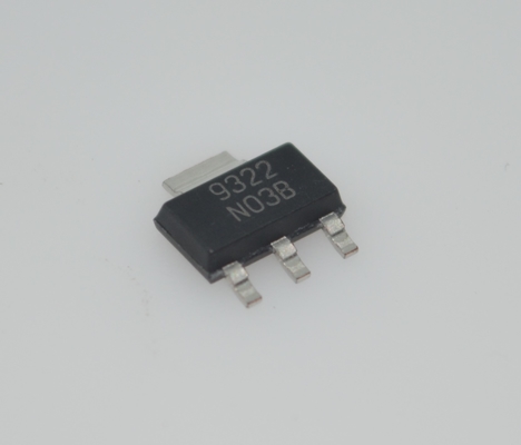 LM1117IMPX-ADJ/NOPB Régulateur LDO ajustable 1,25-13,8 V 800 mA avec chute de tension de 1,2 V Précision 1 % Protection thermique/contre les surintensités Stable avec condensateurs céramiques Boîtier SOT-223 Plage de -40 °C à +125 °C