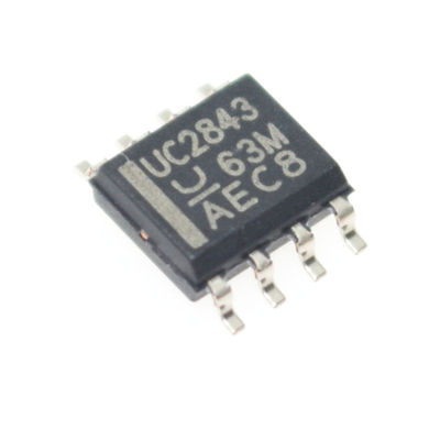 UC2843D8TR Contrôleur PWM en mode courant avec fonctionnement à 500 kHz 8.4V/7.9V UVLO 50mA Sortie totem-pole interne à bande passante découpée basse tension de démarrage et courant d'exploitation dans SOIC-8