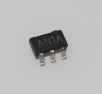 LMP2011MF Op Amp 5.5V Rail-to-Rail I/O 950μA Courant silencieux 3MHz GBW 2.5V à 5.5V Opération -40°C à 125°C Portée Petit paquet SOT-23