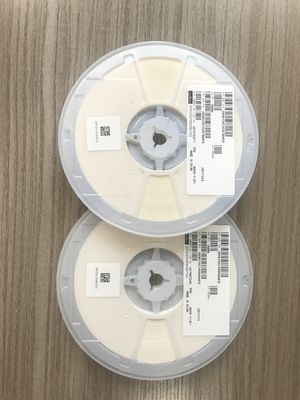 Petit condensateur multicouche céramique (MLCC) 0402 de 2,7 pF, haute tension 50V, C0G/NP0, stabilité élevée, Q élevé, faibles pertes, sans halogène, emballage sur bande et bobine pour applications automobiles et industrielles