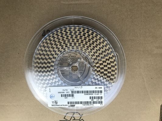 GRM0335C1H5R6BA01D 5.6pF ±0.1pF 0402 MLCC avec diélectrique C0G (NP0) 50V pour une stabilité ultime, facteur Q élevé, ultra-faible perte, sans halogène et emballage sur bande et bobine pour circuits automobiles